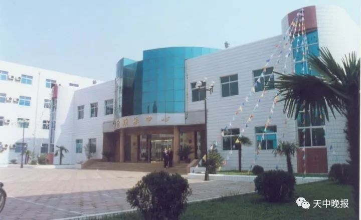 驻马店的解第一五九中心医院更名为990医院,1