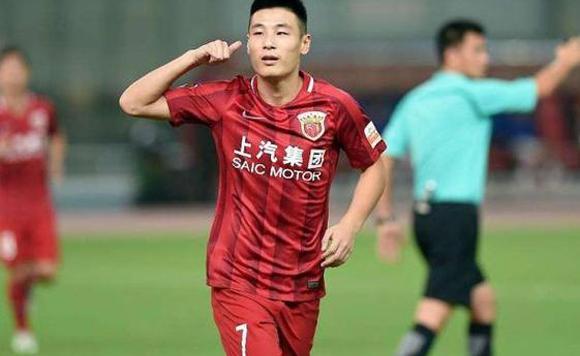 武磊前往欧洲踢球敲定!四年合同 上港高层:价格