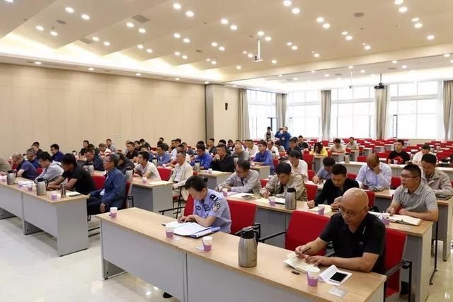 迎泽区召开建筑工程领域扫黑除恶动员会