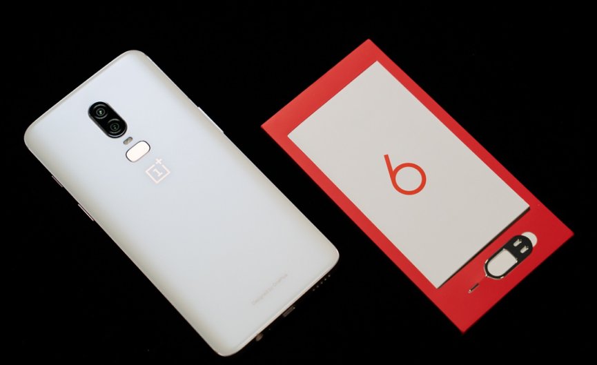 看脸的时代:一加6月牙白成手机界颜值代表