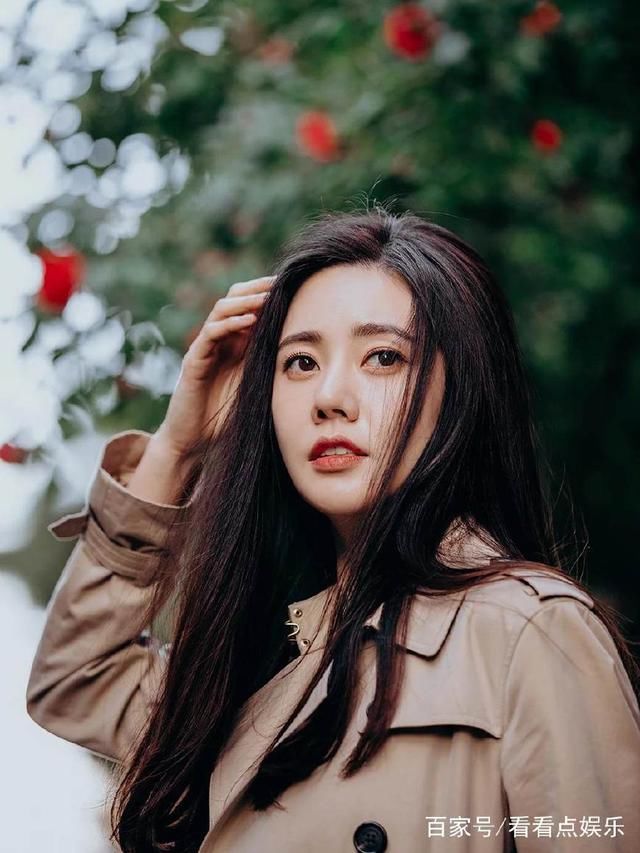 《大旗英雄传》演员现状，一个是人生的赢家，一个默默无闻