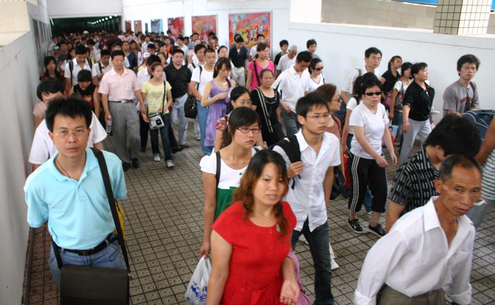 国庆中秋假期广铁预计发送1630万人