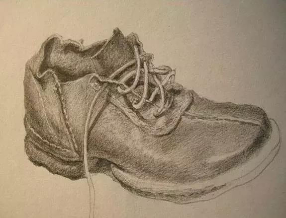 休闲鞋素描画步骤画法