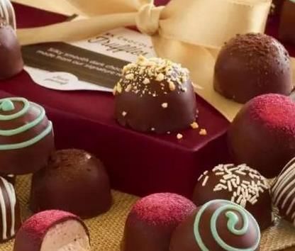 子再饿也不能让他们碰这几种食物,严重损害身