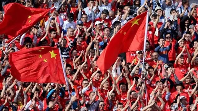 中国人在俄罗斯办了一届世界杯