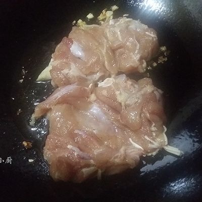 养生照烧鸡腿墨米饭