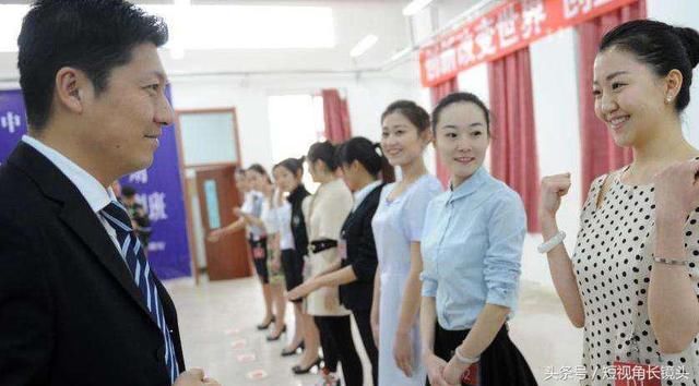 当个空姐不容易,原来空姐招聘这么多潜规则!