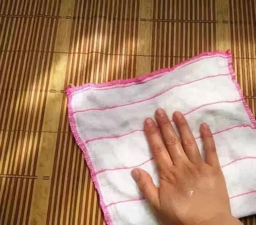 你睡的竹席上有上亿只螨虫,你却对它无动于衷