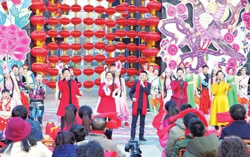 魅力古都 盛情邀春央视2018《东西南北贺新春