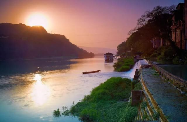 比都江堰还牛！成都南边这个小城，美景美食冷门到极致，1.5h到！