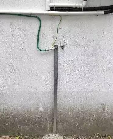 那些户用光伏系统中最为常见的几种接地方法!