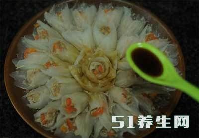 自创一道年夜饭新菜“花开富贵”，好看又美味，年夜饭的一道亮点