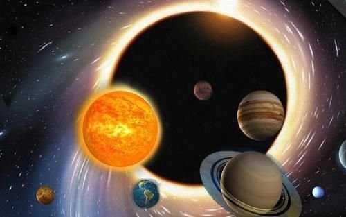 如果地球变成了黑洞且靠近了太阳,是太阳将吃