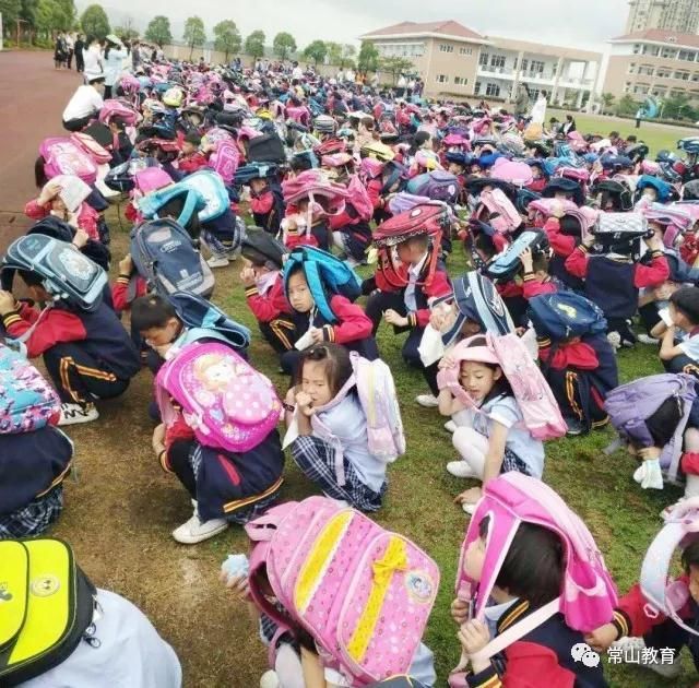 2018年常山县全国第十个防震减灾日宣传系列