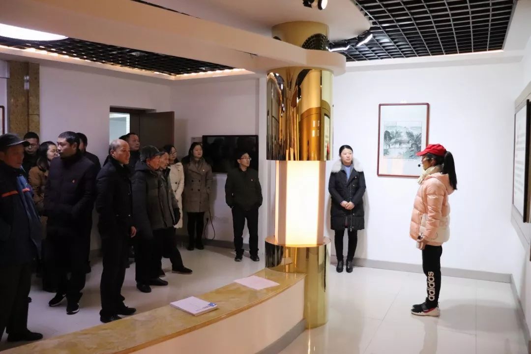 新时代文明实践活动 | 走红色文化路 忆入党那一