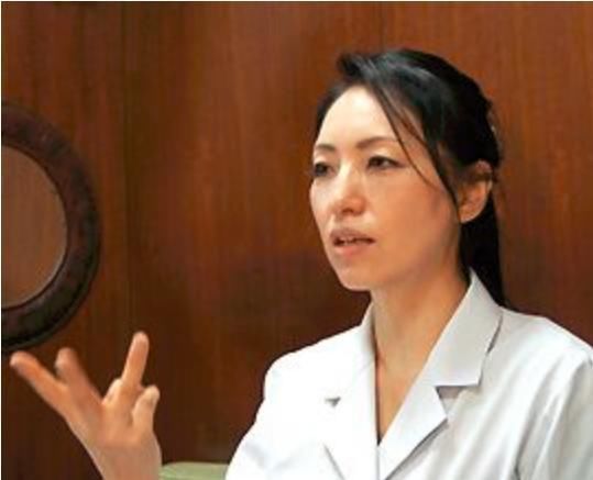 日本大热面部瑜伽 驱黑眼圈、逆肌龄