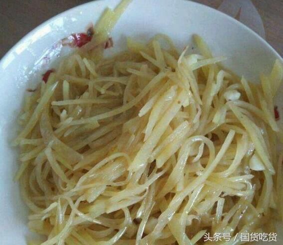 在家就能做鸡蛋灌饼,让你一次吃个够,想加什么