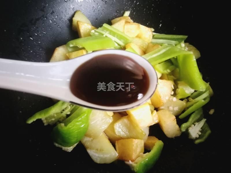 大厨教你做东北地三鲜，鲜香无比，比肉还好吃的素菜