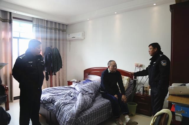 唐河县公安局主要领导开展春节走访慰问活动