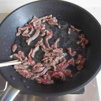 黑椒牛肉炒乌冬面