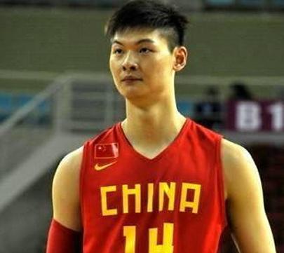 数据篮球,CBA前15轮国内球员最佳阵容,内线王