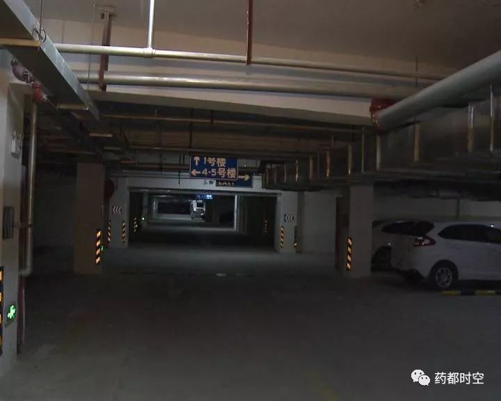 租还是买?可否产权登记?关于地下车库停车位