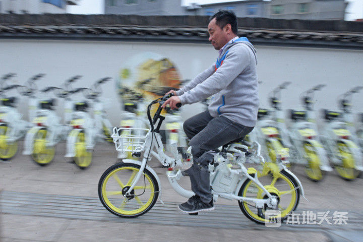 500辆共享电单车来义乌佛堂了 你会用吗?