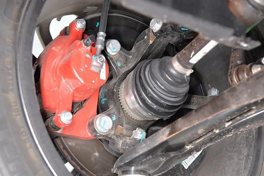 吉利缤越底盘拆解,看看这辆车的底盘用料如何