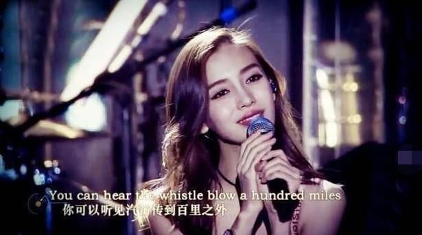 那英戒指被顺走景是假唱导火索,把林志玲喝进