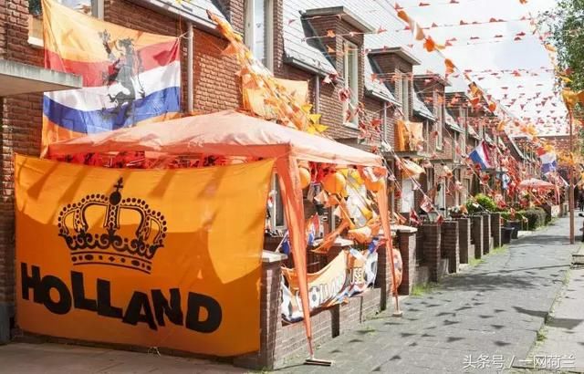 荷兰无缘世界杯,没有了橙色,哪些行业最受伤?