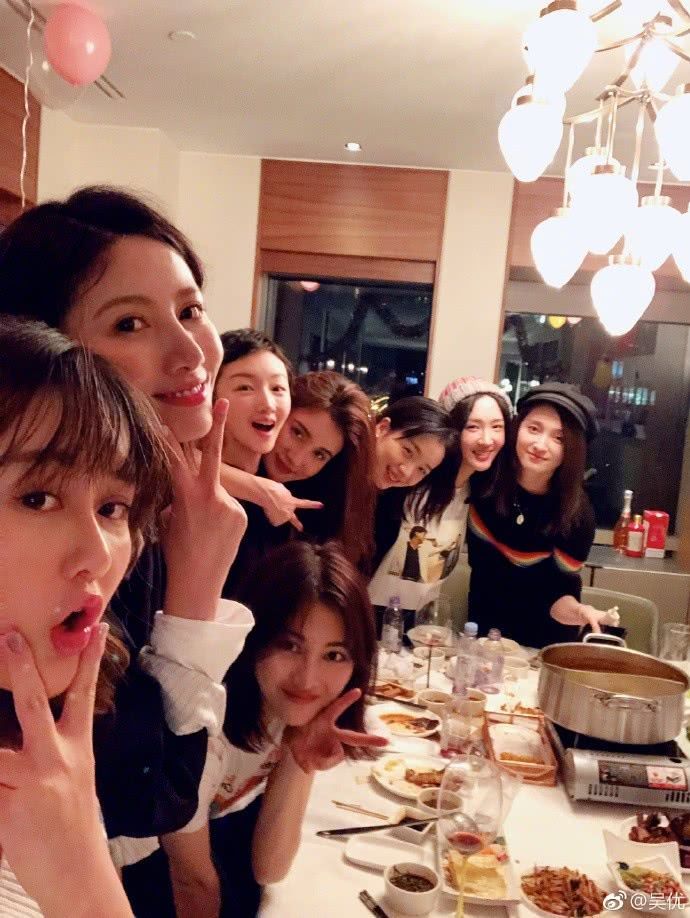 娱记上线:唐嫣怀孕四个月?baby瘦脱了相?周冬