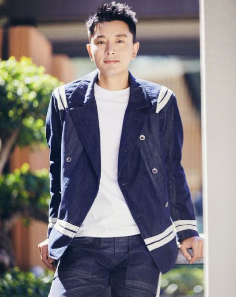 贾乃亮发飙 辟谣和金晨恋情