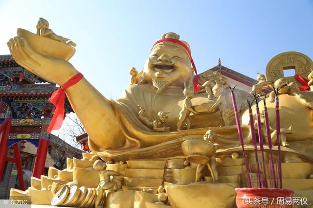 3大生肖接财神！10天财神进门，横财连发，日子越过越滋润！