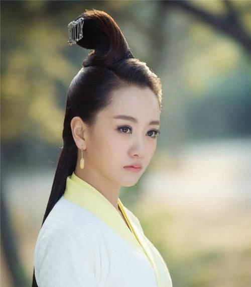 把演戏当兼职，颁奖基本不去，出道十七年被于正称为最懒女星
