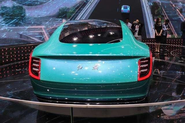 红旗“E境”GT Concept概念车首次亮相，这才是未来的中国汽车