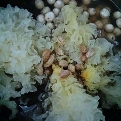 红豆莲子银耳粽子