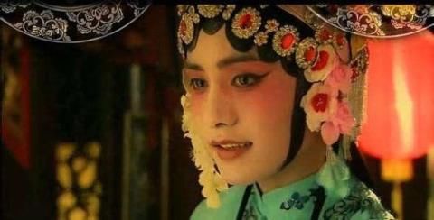 一代名将、开国皇帝，入戏太深被戏子扇耳光，最后死于女人的乳浆