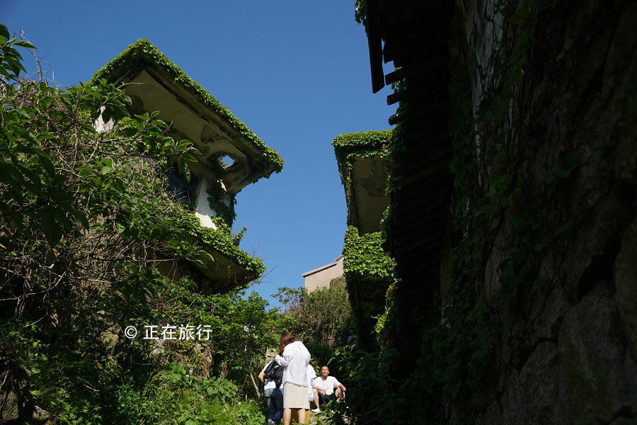 实拍中国无人村，被人遗弃却变成了美景