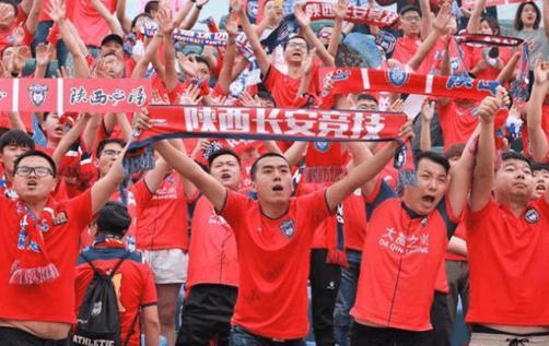 中甲、中乙升降级附加赛:为拖延时间保级,门将