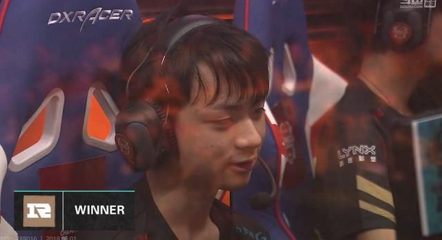 德玛西亚杯RNG轻取RW,走A怪五杀AP卡莎打