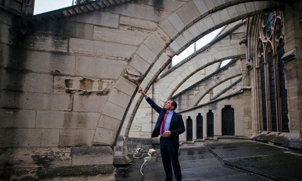 巴黎圣母院火灾不仅是事故,背后还有这些瓜