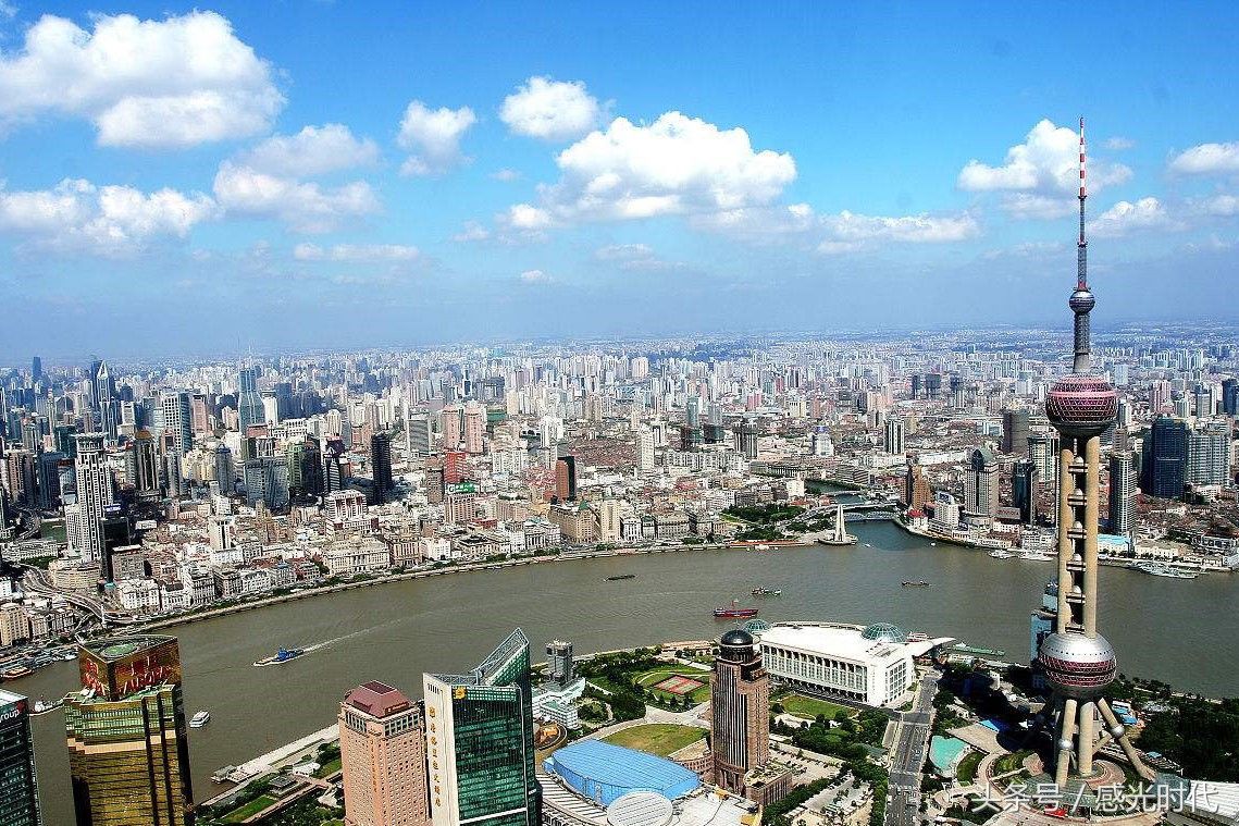 上海和香港相比,谁的综合实力更强?