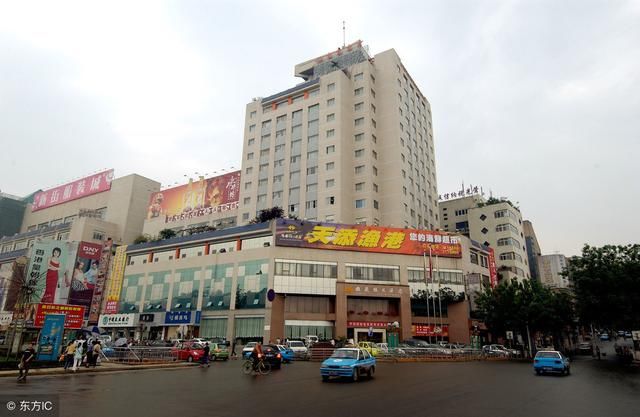 2000年宜宾市GDP_2021跨年图片(3)