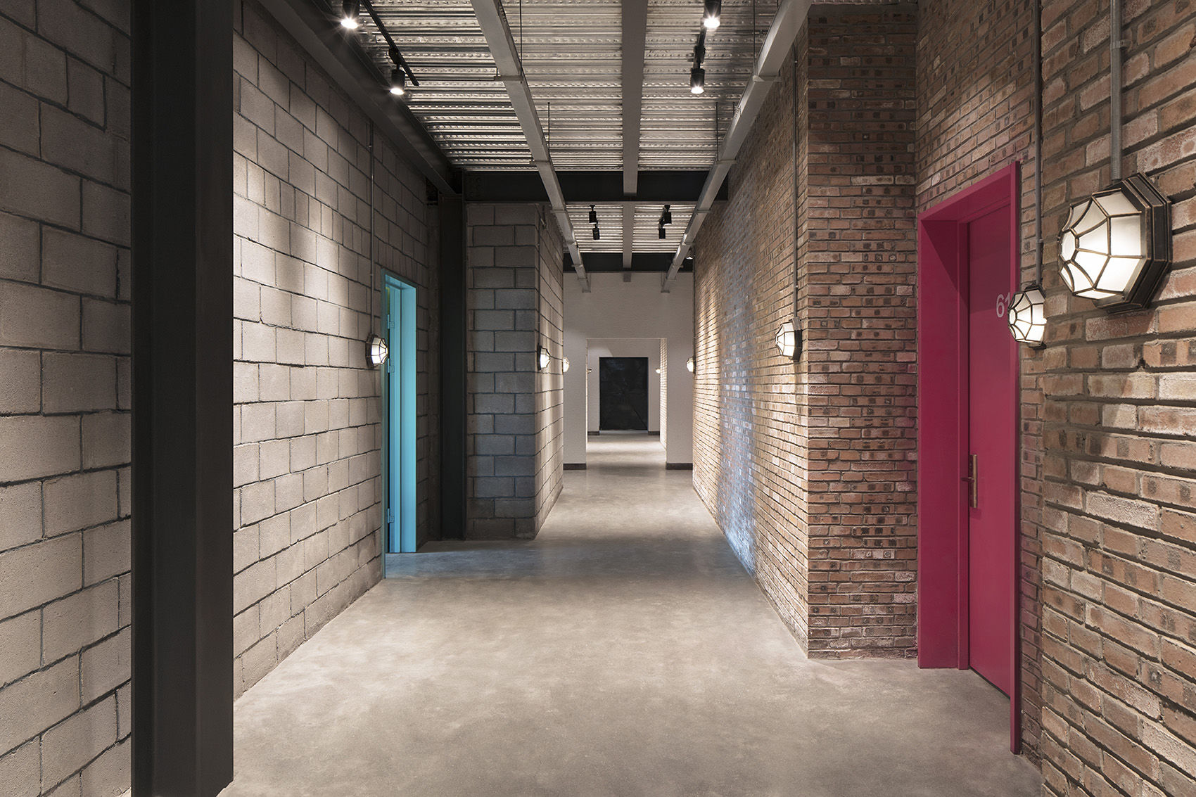 红砖锅炉房的改造与重生--北京金福青年旅社设