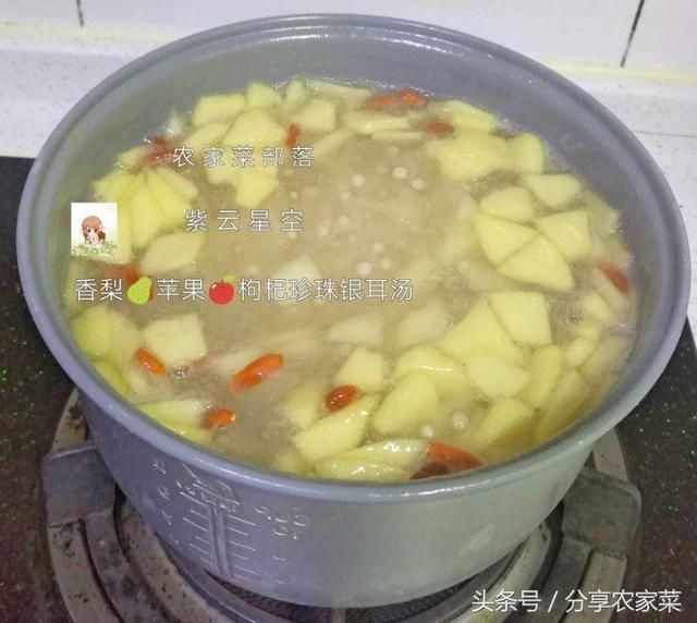 新年大鱼大肉吃得多，回家这样煮苹果，清扫肠道垃圾，走路都轻松