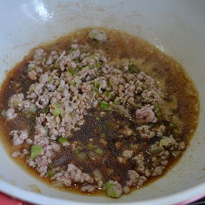 葱香肉酱莜面鱼鱼