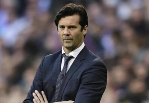 皇马单赛季被巴萨三杀,死敌征服伯纳乌,索拉里