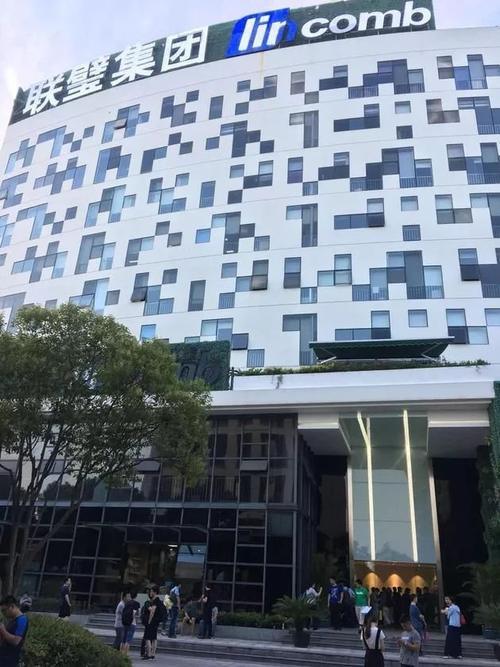 上京东买了个路由器,钱全没了,现在想死的心都