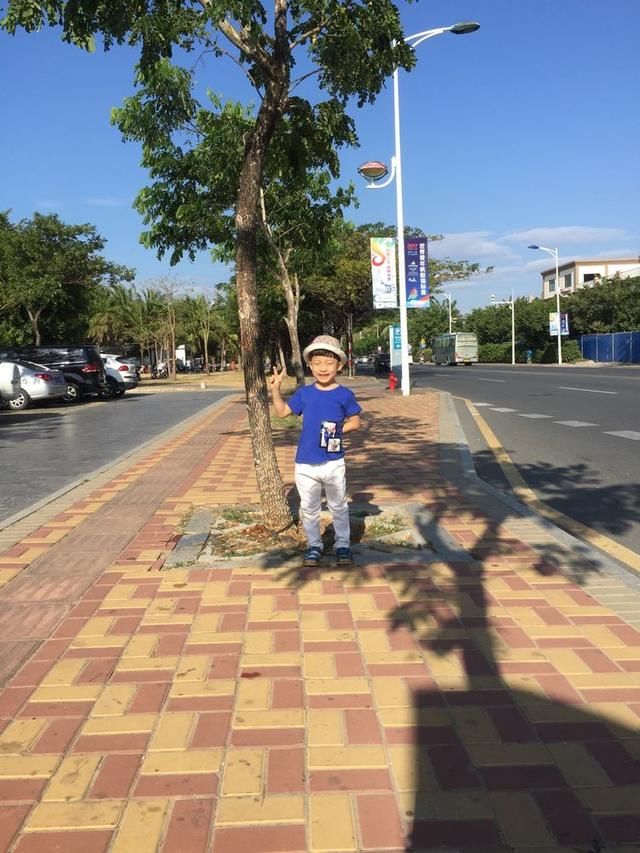 一家人甜蜜的三亚亲子游