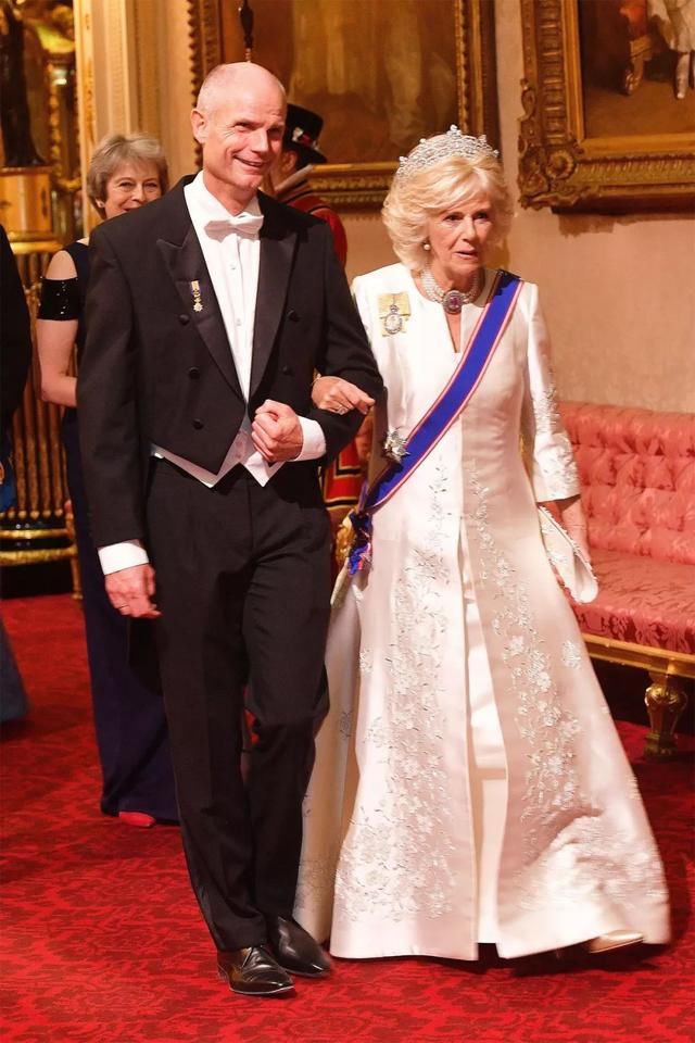 威廉和凯特结婚8年,庆祝纪念日方式很用心,但